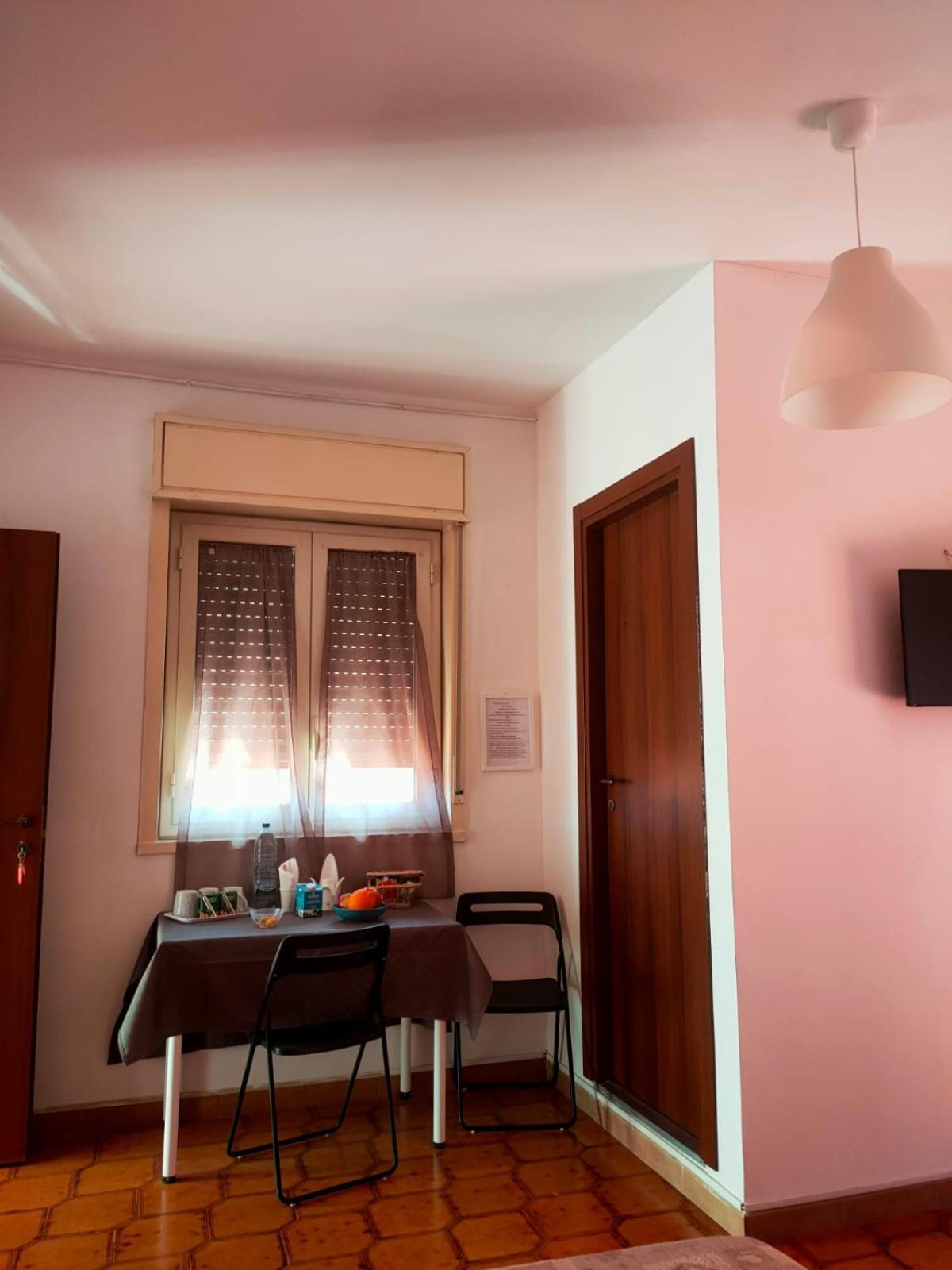 Bed And Fly Aeroporto Catania Reception H24 Bed & Breakfast Luaran gambar