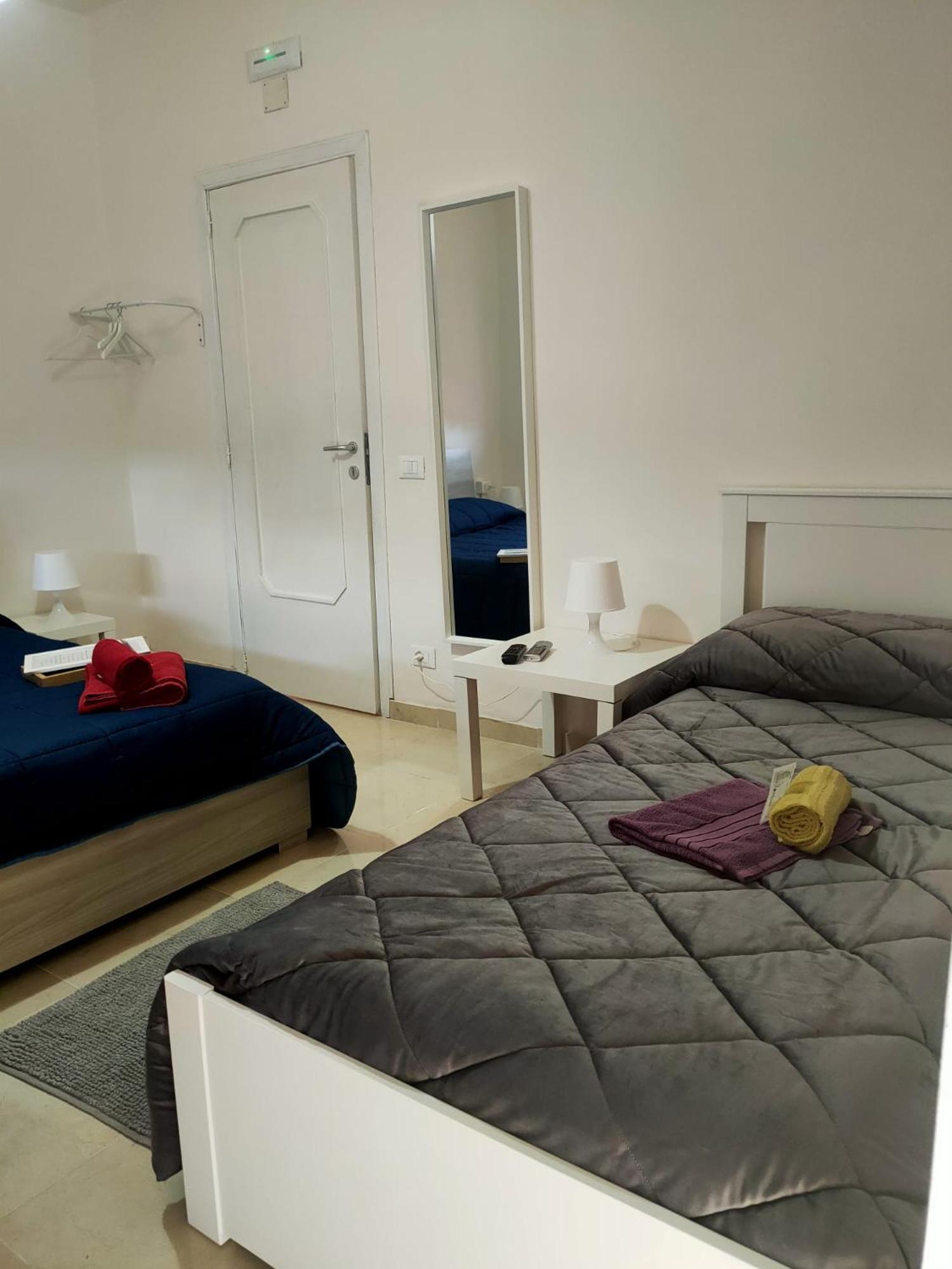 Bed And Fly Aeroporto Catania Reception H24 Bed & Breakfast Luaran gambar